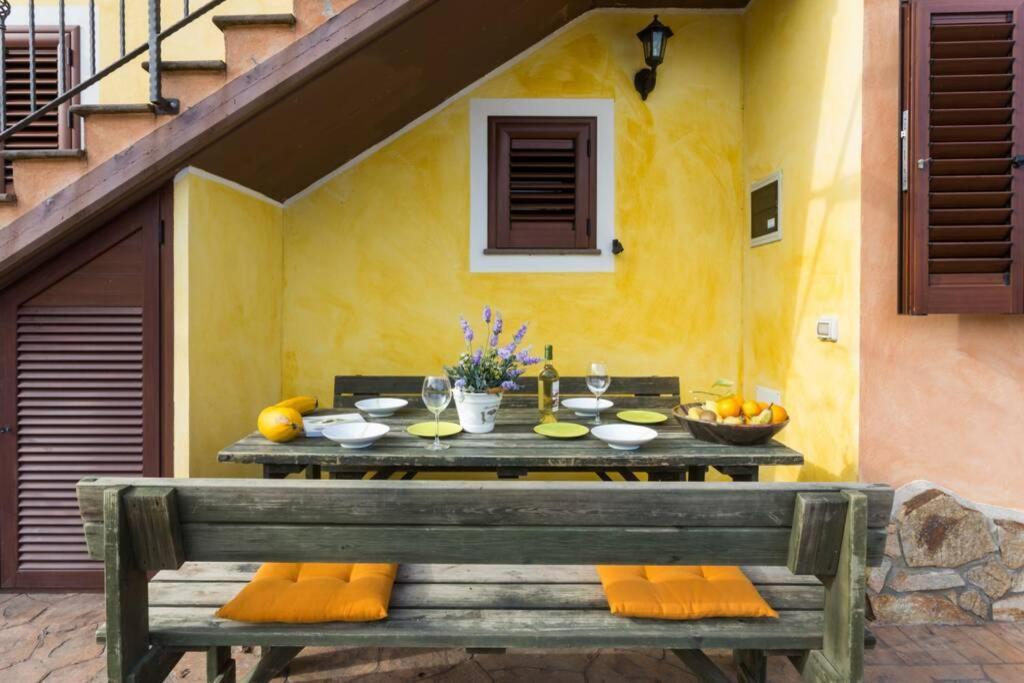 A Charming Country Cottage + Bikes And Kayaks Bosa Dış mekan fotoğraf